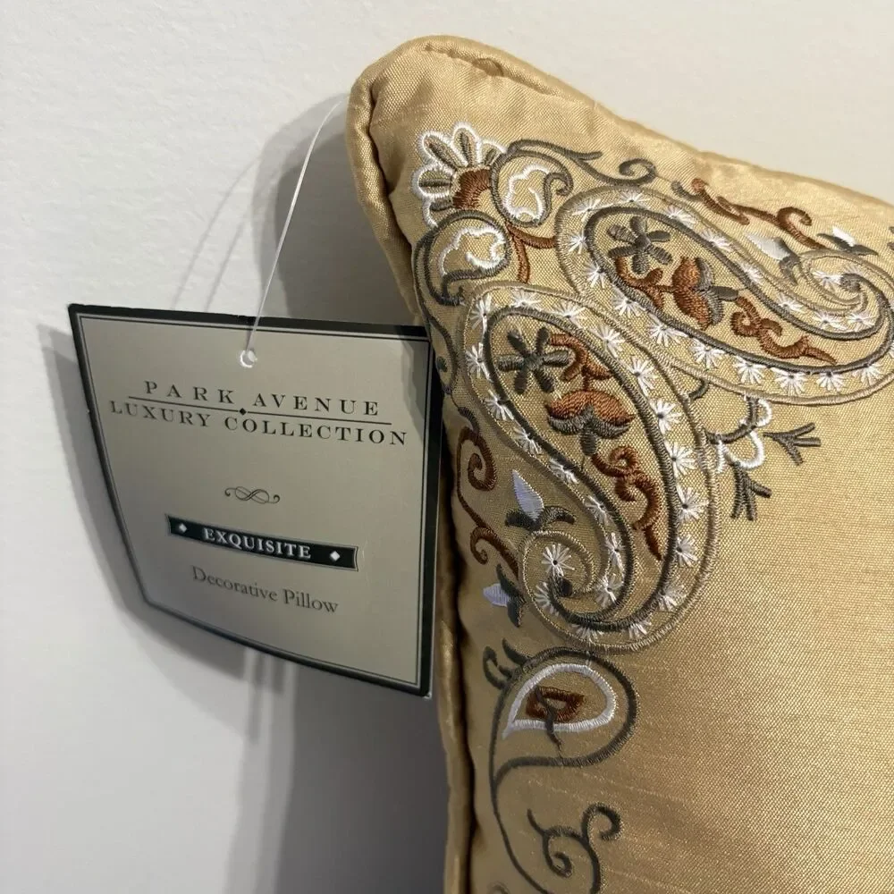 Park Avenue Throw Pillow